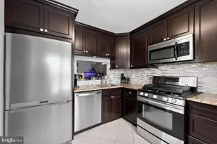 2104 Tanglewood Ct, Sewell, NJ 08080 - Photo 4