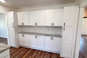 60 Roberts Ave, Clayton, NJ 08312 - Photo 6