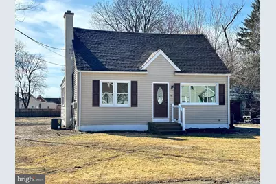 60 Roberts Avenue, Clayton, NJ 08312 - Photo 1