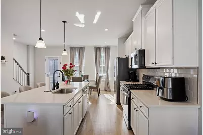 30 Sand Hills Drive, Monroe Township, NJ 08094 - Photo 8