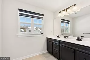 25 Matthews St, Monroe Township, NJ 08094 - Photo 16