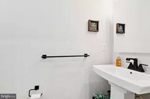 25 Matthews St, Monroe Township, NJ 08094 - Photo 22