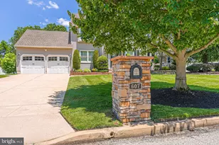 607 Apple Dr, Harrison Township, NJ 08062 - Photo 2