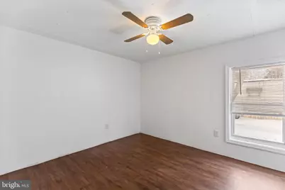 19 Maple Ave, Harrison Township, NJ 08062 - Photo 12