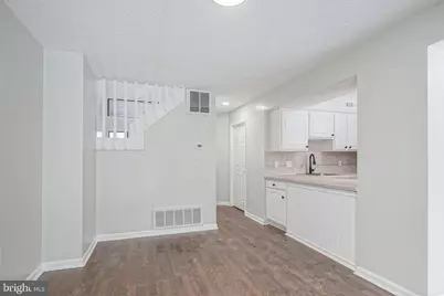 347 Oakwood Avenue, Glassboro, NJ 08028 - Photo 4