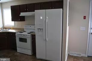 306 Oakwood Ave, Glassboro, NJ 08028 - Photo 4