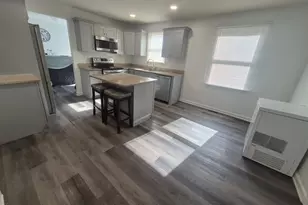 10 Carter Dr, Deptford, NJ 08096 - Photo 2