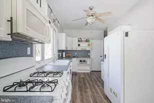 153 Lakeside Ave, Franklin Township, NJ 08322 - Photo 10