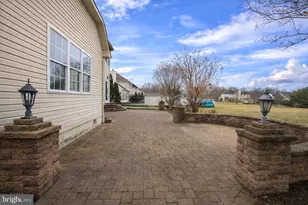 109 Karenlynn Dr, Franklin Township, NJ 08322 - Photo 4