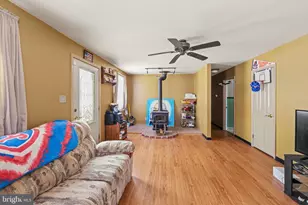 224 W Underwood Ave, West Deptford, NJ 08096 - Photo 2