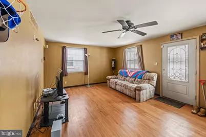 224 W Underwood Avenue, West Deptford, NJ 08096 - Photo 2