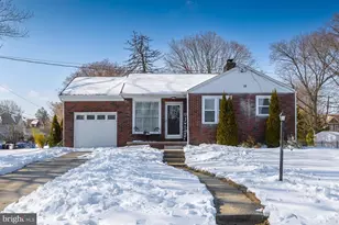 643 W Jersey Ave, Woodbury Heights, NJ 08097 - Photo 2