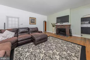 643 W Jersey Ave, Woodbury Heights, NJ 08097 - Photo 4