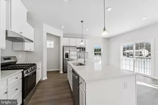 56 Mockernut Rd, Monroe Township, NJ 08094 - Photo 6