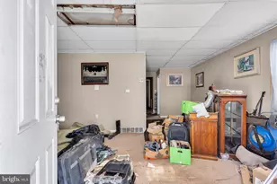 296 Ogden Sta Rd, West Deptford, NJ 08086 - Photo 8