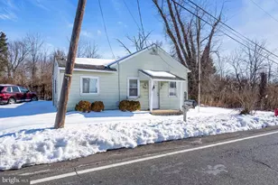 296 Ogden Sta Rd, West Deptford, NJ 08086 - Photo 2