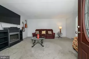 1326 Herbert Blvd, Monroe Township, NJ 08094 - Photo 4