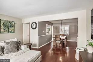 308 Thackeray Ln, Monroe Township, NJ 08094 - Photo 8