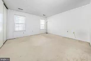 27 Lakebridge Dr, Woodbury, NJ 08096 - Photo 10