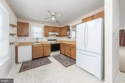 27 Lakebridge Drive, Woodbury, NJ 08096 - Photo 8