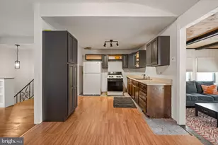 53 Jobs Ln, Monroe Township, NJ 08094 - Photo 8