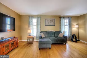 121 Bound Brook Ct, Sewell, NJ 08080 - Photo 4