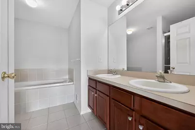 172 Pennsbury Lane, Woodbury, NJ 08096 - Photo 16