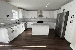 114 Isabella Dr, Glassboro, NJ 08028 - Photo 4