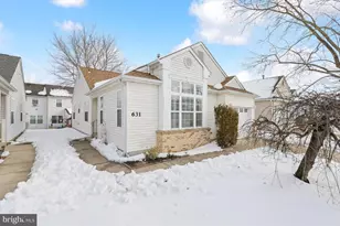 631 Barbados Dr, Monroe Township, NJ 08094 - Photo 2