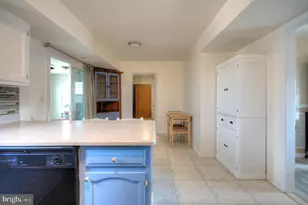 30 Uranus Rd, Sewell, NJ 08080 - Photo 10