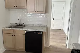 11 W 2nd Ave, West Deptford Township, NJ 08051 - Photo 4