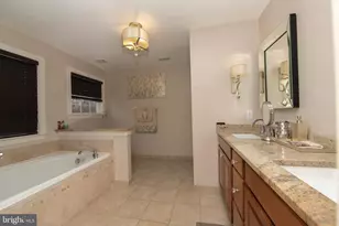 642 Bainbridge Dr, Harrison Township, NJ 08062 - Photo 26