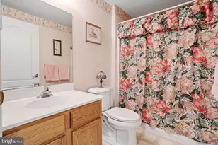 77 Maple Leaf Cir, Sewell, NJ 08080 - Photo 18