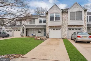 360 Lake Side Dr, Swedesboro, NJ 08085 - Photo 2