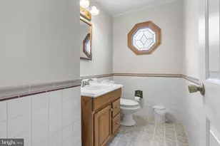 127 Hampshire Dr, Woodbury, NJ 08096 - Photo 16