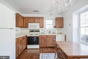 105 Lakebridge Dr, Deptford, NJ 08096 - Photo 6