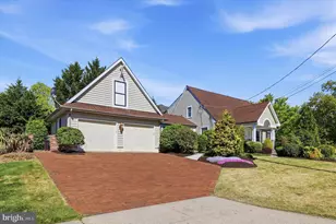 110 N Princeton Ave, Wenonah, NJ 08090 - Photo 2