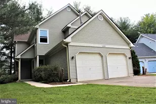 608 Quincy Ct, Glassboro, NJ 08028 - Photo 2