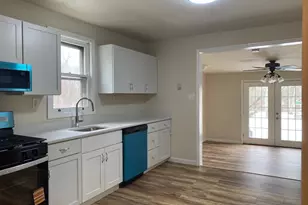 1747 Herbert Blvd, Monroe Township, NJ 08094 - Photo 6