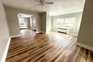 27 N Main St, Monroe Township, NJ 08094 - Photo 4