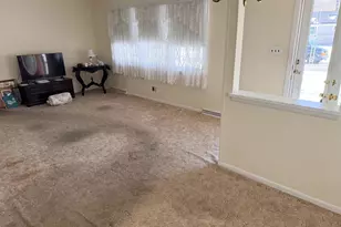 310 Oakwood Dr, Newfield, NJ 08344 - Photo 10