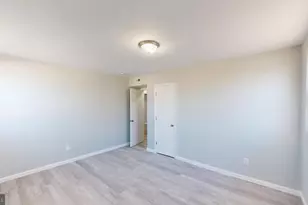 910 Gateway Blvd, Westville, NJ 08093 - Photo 10