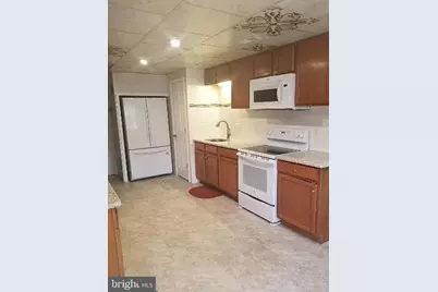 230 E High St, Glassboro, NJ 08028 - Photo 4