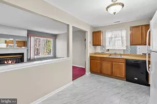 221 Martinique Dr, Monroe Township, NJ 08094 - Photo 6