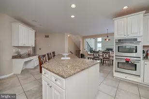 814 Rachel Dr, Franklin Township, NJ 08322 - Photo 22