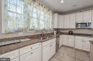 814 Rachel Dr, Franklin Township, NJ 08322 - Photo 20