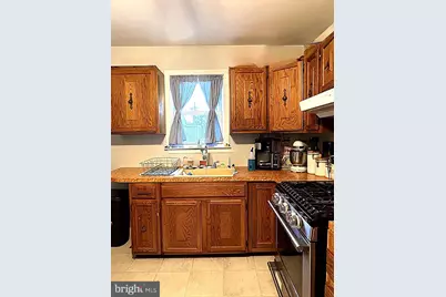 805 Crozier Avenue, National Park, NJ 08063 - Photo 2