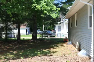 217 Laurel Ave, Glassboro, NJ 08028 - Photo 4