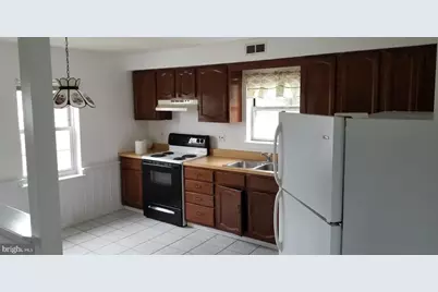 581 Fishpond Road #UP, Glassboro, NJ 08028 - Photo 4