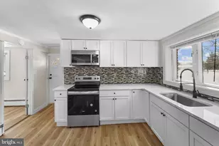 1241 Clayton Rd, Monroe Township, NJ 08094 - Photo 8